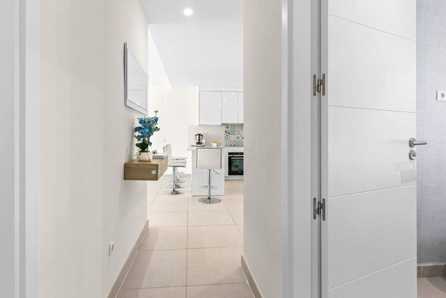 Apartamento de 2 habitaciones en Estepona en venta con piscina garaje - 485.000 € (Ref: 9815596)