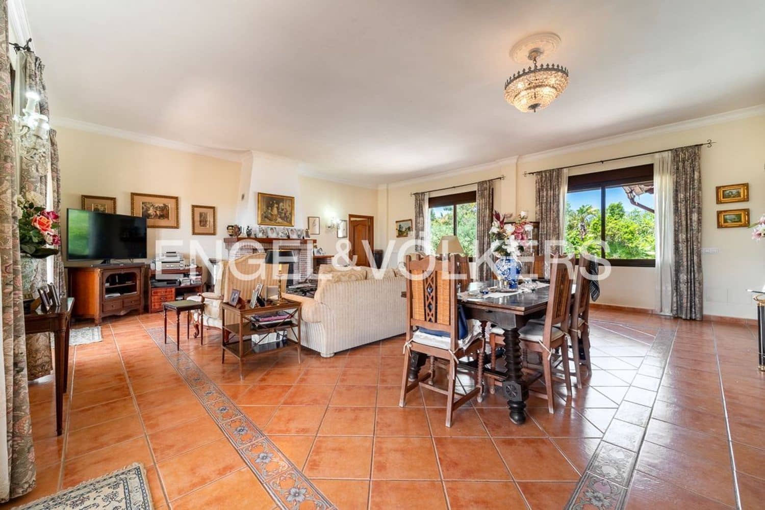 4 sovrum Finca/Hus på landet till salu i El Padron med pool garage - 1 960 000 € (Ref: 9815598)