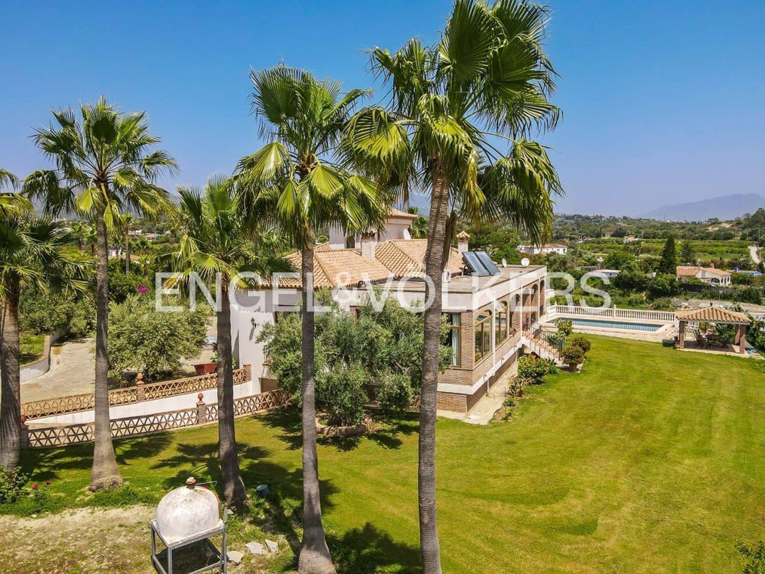 4 sovrum Finca/Hus på landet till salu i El Padron med pool garage - 1 960 000 € (Ref: 9815598)