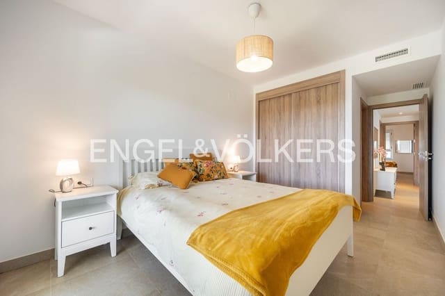 2 chambre Appartement à vendre à Estepona Golf, Estepona avec piscine garage - 355 000 € (Ref: 9824529)