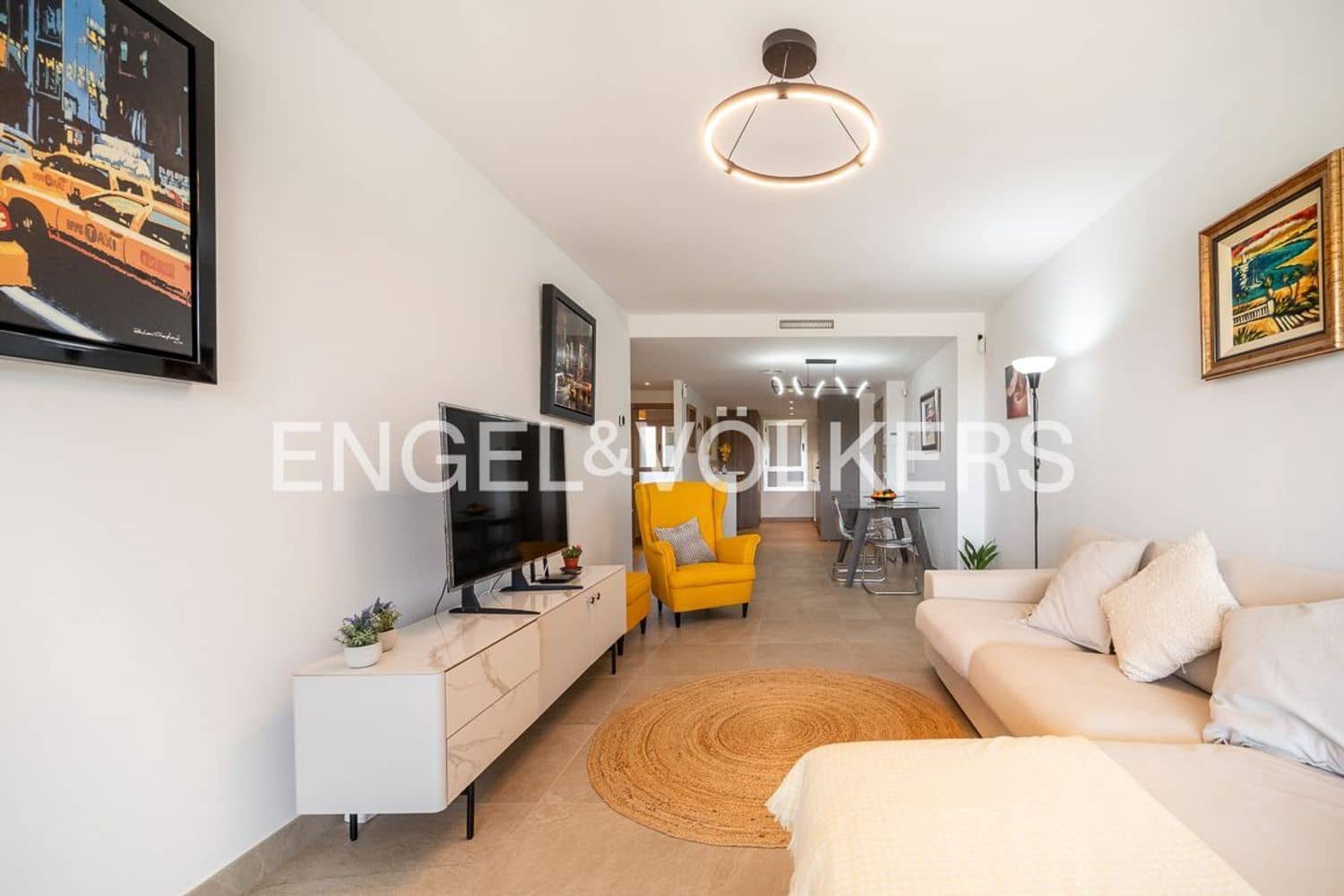 2 bedroom Apartment for sale in Estepona with pool garage - € 355,000 (Ref: 9824529)