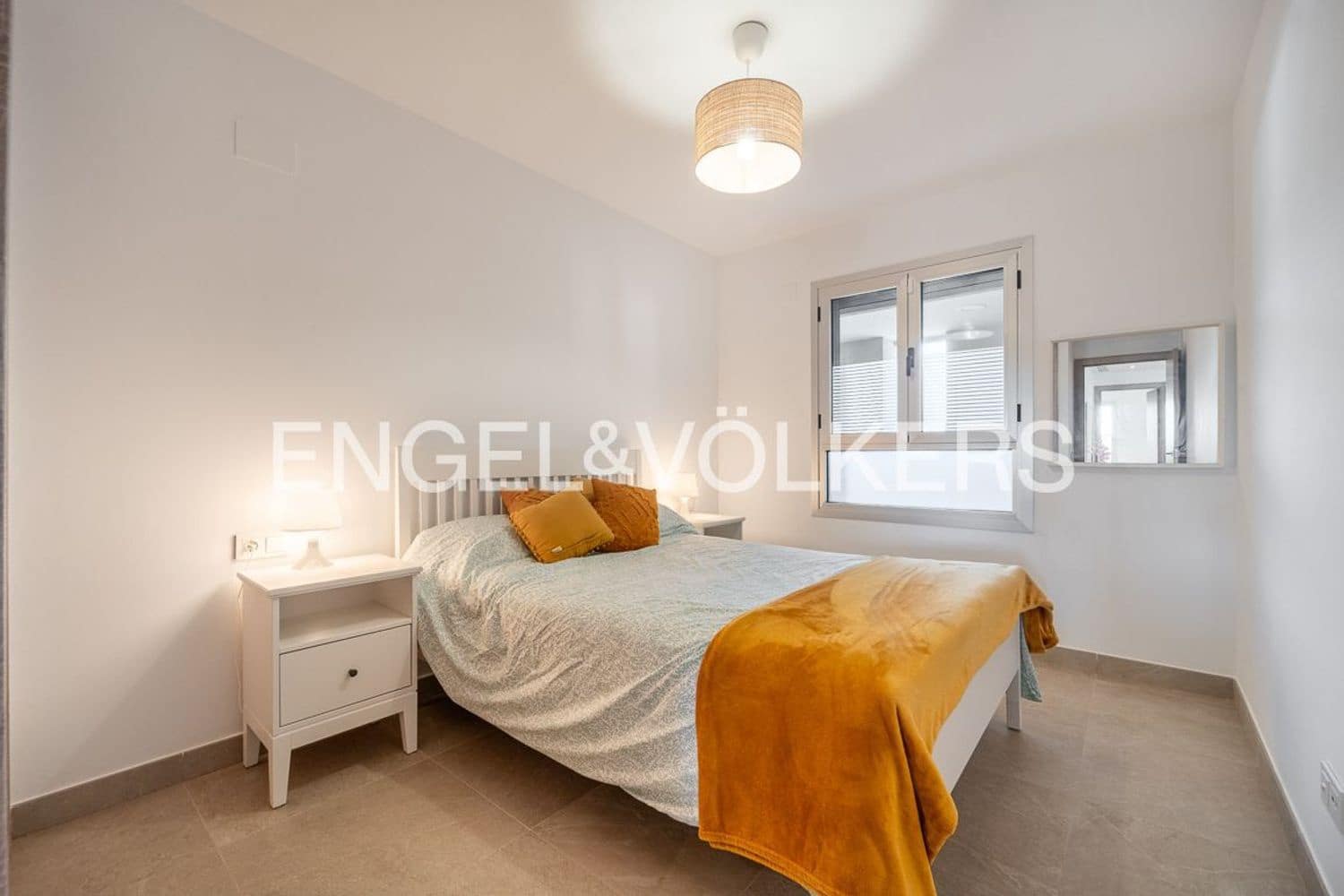 2 bedroom Apartment for sale in Estepona with pool garage - € 355,000 (Ref: 9824529)