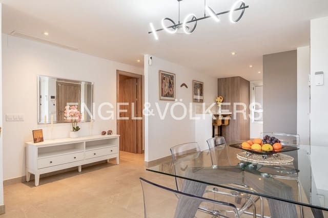 2 chambre Appartement à vendre à Estepona Golf, Estepona avec piscine garage - 355 000 € (Ref: 9824529)
