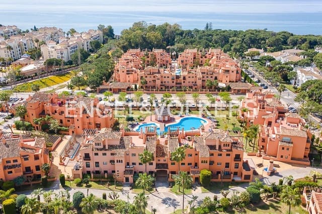 3 Zimmer Apartment zu verkaufen in Atalaya-Isdabe, Estepona mit Pool Garage - 630.000 € (Ref: 9824530)