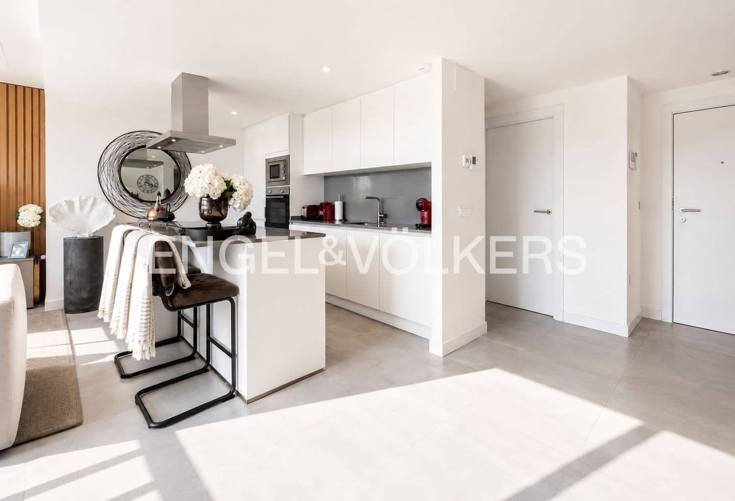 Apartamento de 3 habitaciones en New Golden Mile en venta con piscina garaje - 749.000 € (Ref: 9824532)