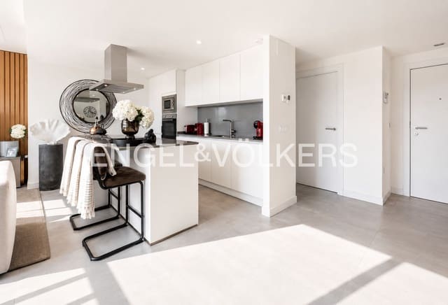 3 chambre Appartement à vendre à La Concha - Resina Golf, Estepona avec piscine garage - 749 000 € (Ref: 9824532)