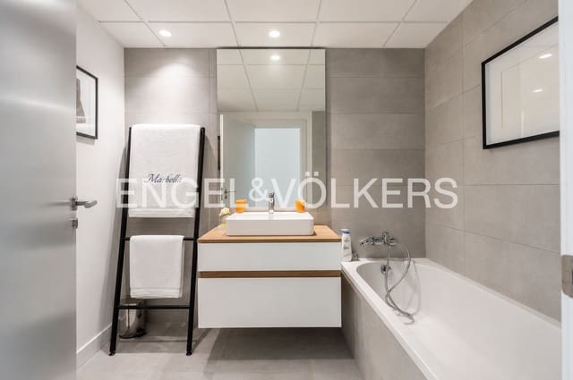 3 chambre Appartement à vendre à La Concha - Resina Golf, Estepona avec piscine garage - 749 000 € (Ref: 9824532)