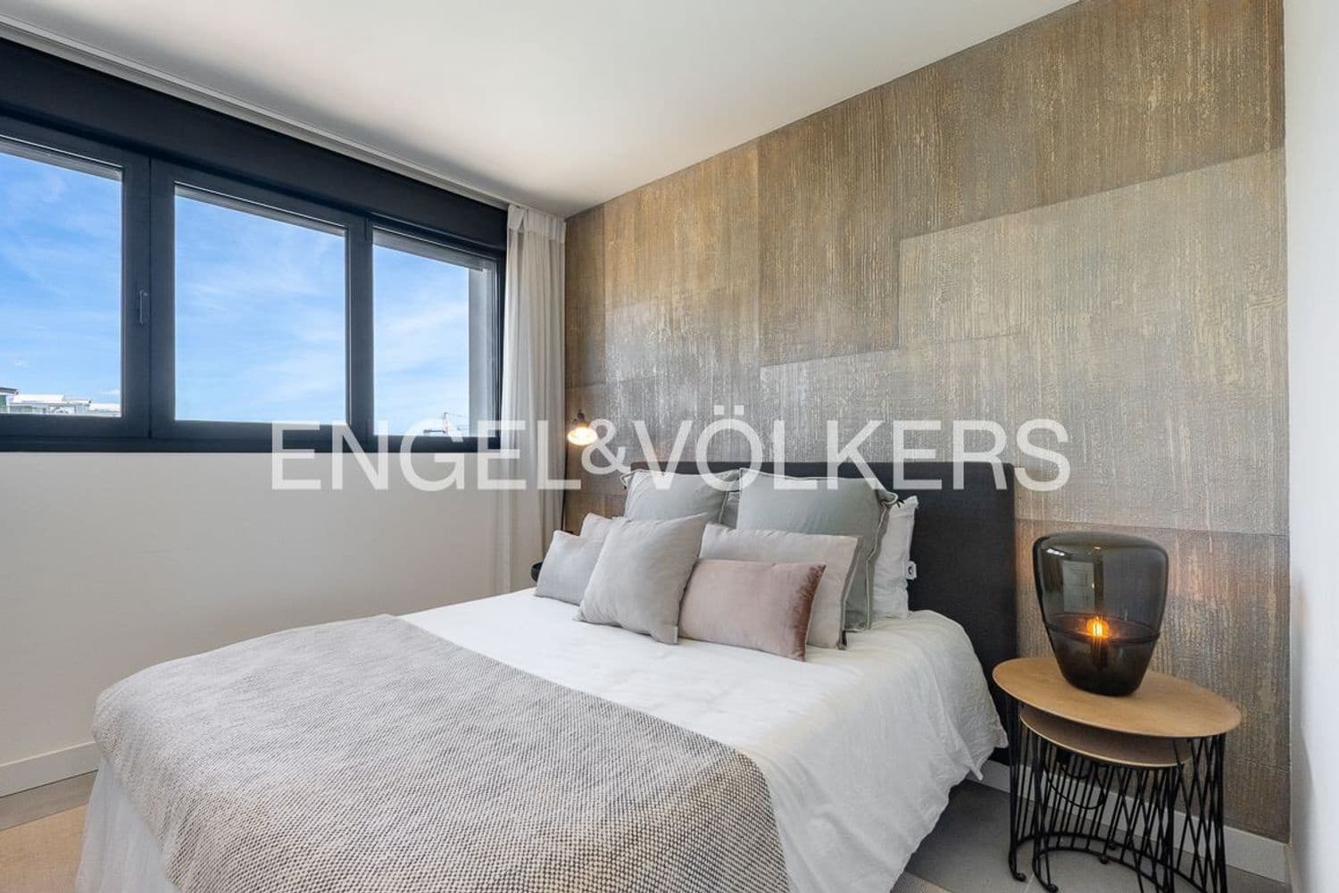 Apartamento de 3 habitaciones en New Golden Mile en venta con piscina garaje - 749.000 € (Ref: 9824532)