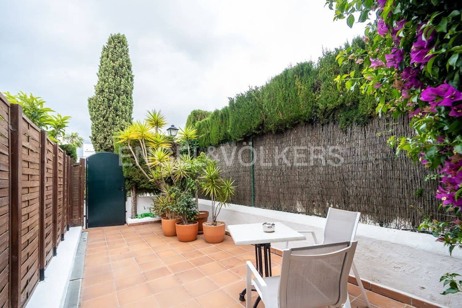 3 sovrum Hus till salu i New Golden Mile med pool garage - 595 000 € (Ref: 9824533)