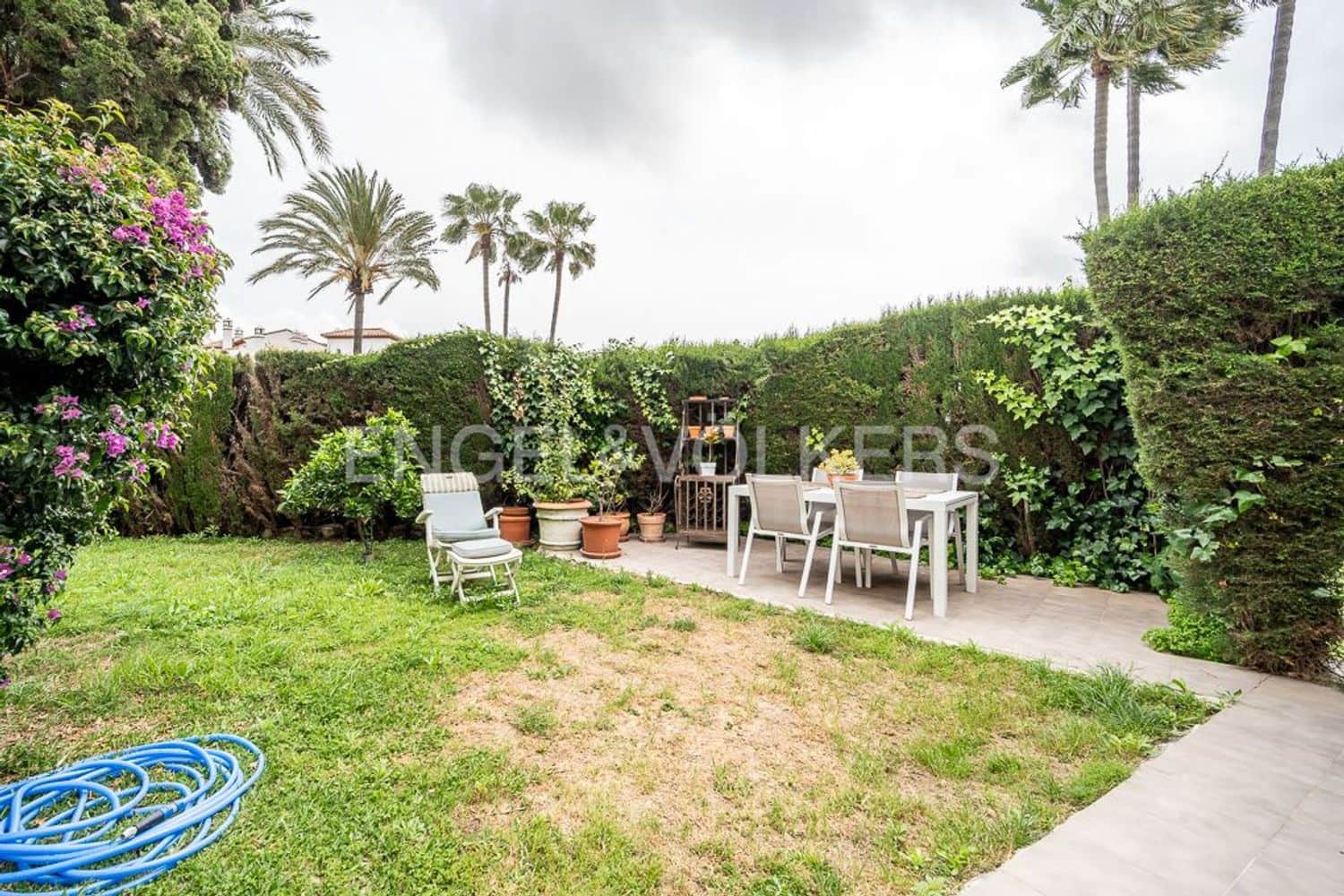 3 sovrum Hus till salu i New Golden Mile med pool garage - 595 000 € (Ref: 9824533)