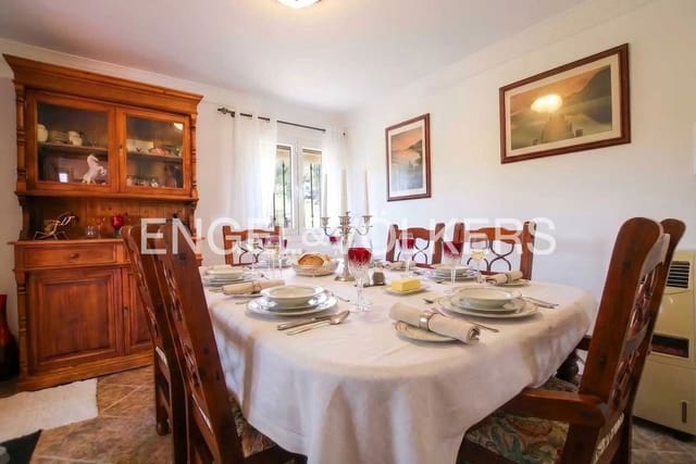 4 chambre Villa/Maison à vendre à Altos de Estepona, Estepona avec piscine garage - 765 000 € (Ref: 9824534)