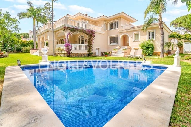 5 makuuhuone Huvila myytävänä paikassa Atalaya-Isdabe, Estepona mukana uima-altaan 
autotalli - 4 300 000 € (Ref: 9824535)