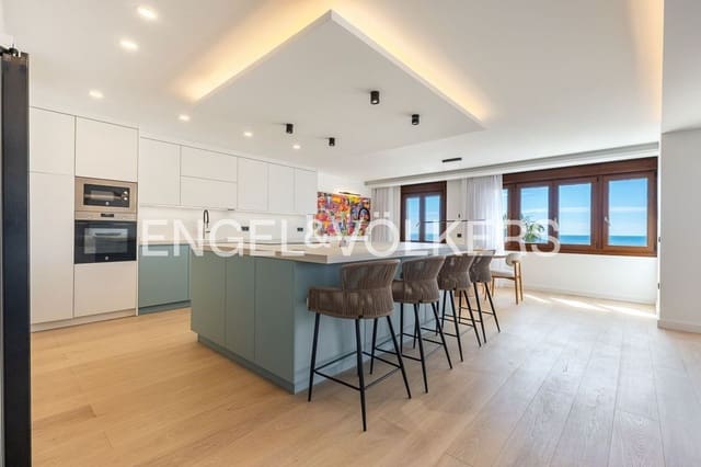 3 soveværelse Lejlighed til salg i Centro, Estepona med garage - € 1.999.995 (Ref: 9864080)