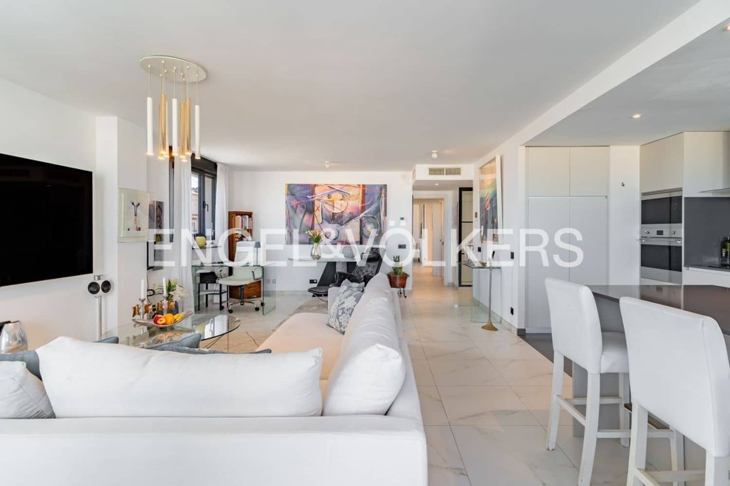 2 chambre Appartement à vendre à Estepona avec piscine garage - 1 499 000 € (Ref: 9864081)