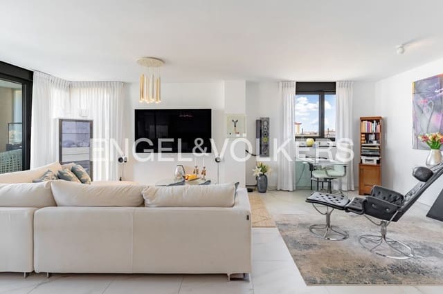 2 chambre Appartement à vendre à Parque Central, Estepona avec piscine garage - 1 499 000 € (Ref: 9864081)