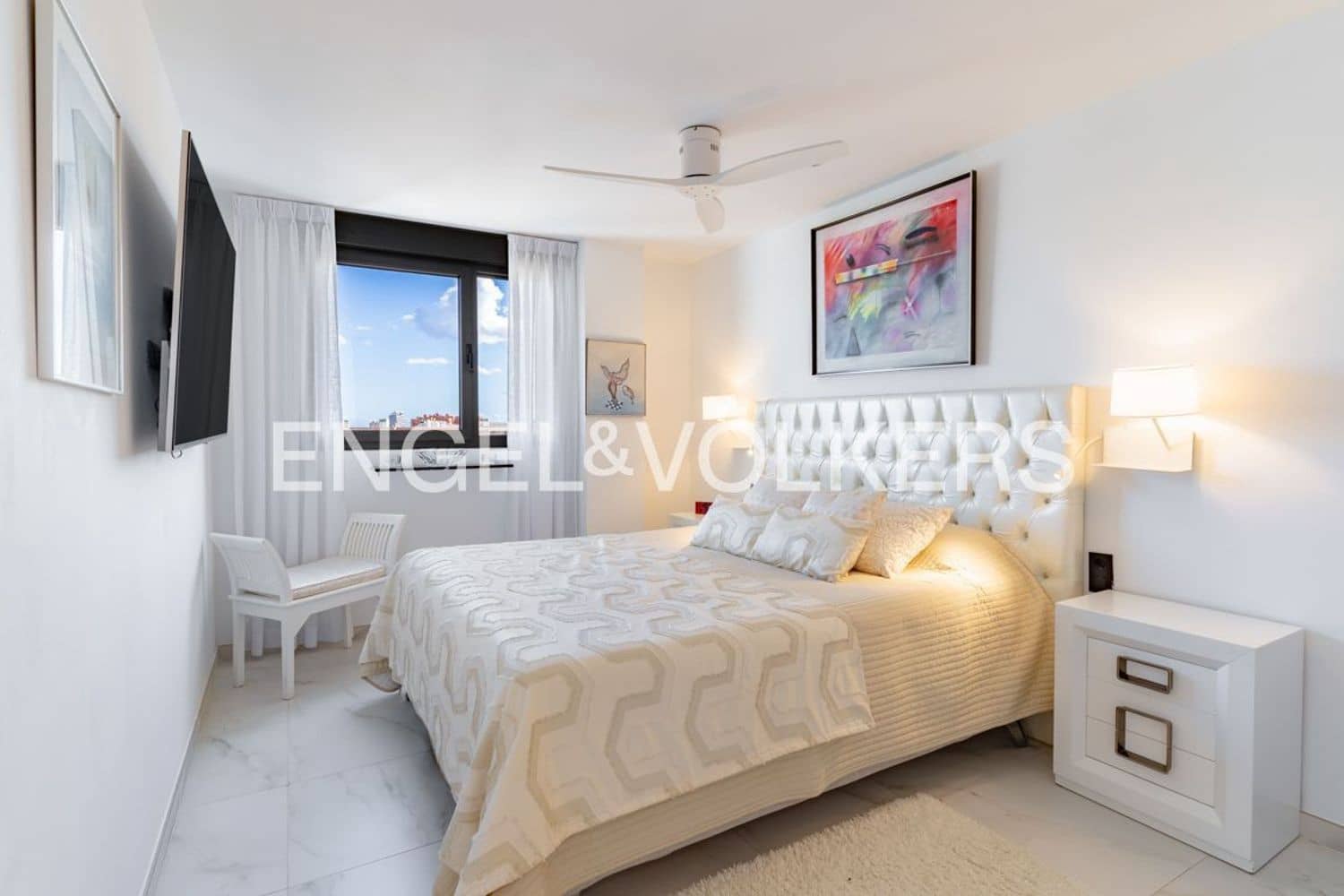 2 chambre Appartement à vendre à Estepona avec piscine garage - 1 499 000 € (Ref: 9864081)