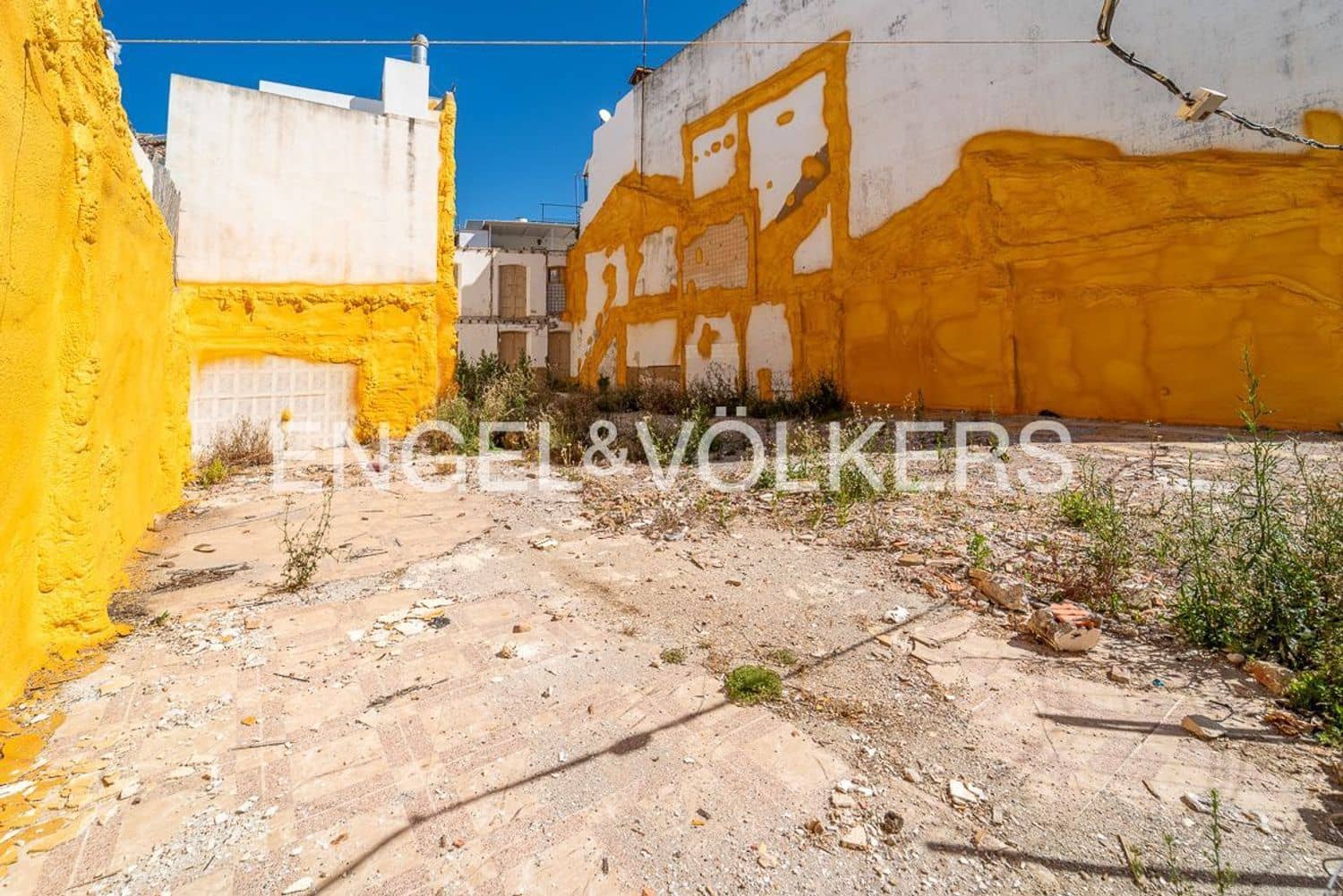 Ubebygd land til salgs i Estepona - € 1 160 000 (Ref: 9864083)