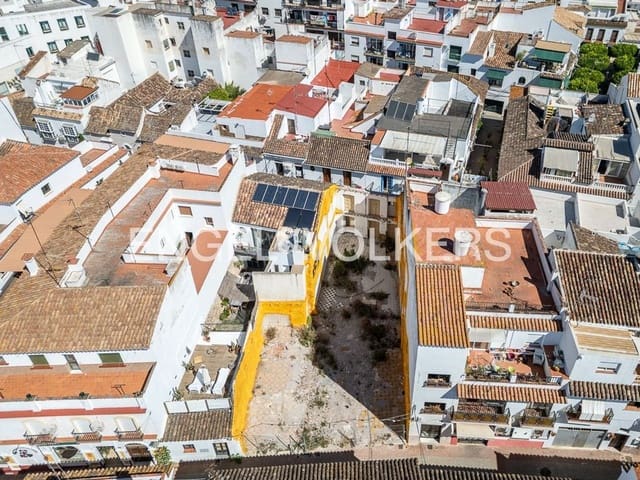 Ubebygd land til salgs i Centro, Estepona - € 1 160 000 (Ref: 9864083)