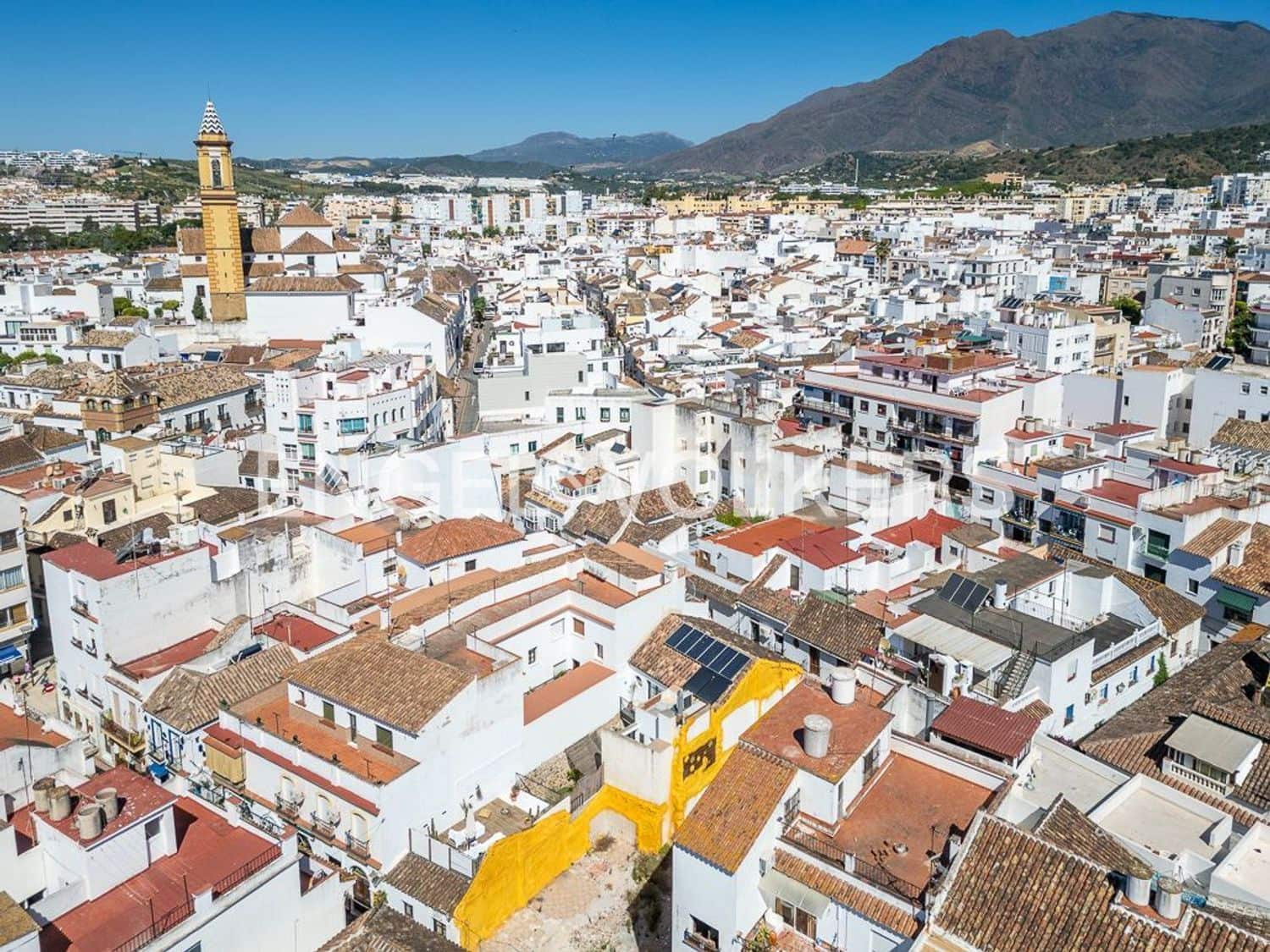 Ubebygd land til salgs i Estepona - € 1 160 000 (Ref: 9864083)