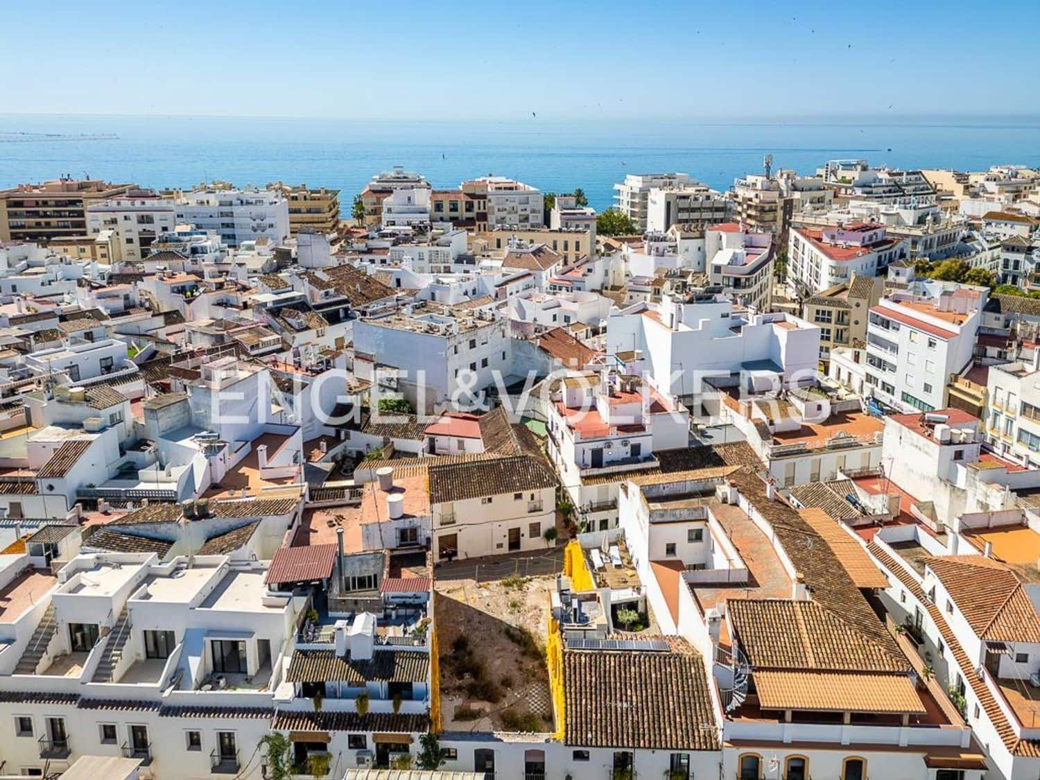 Ubebygd land til salgs i Estepona - € 1 160 000 (Ref: 9864083)