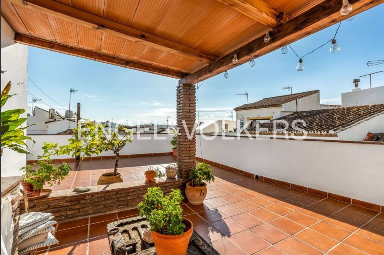 2 sypialnia Dom na sprzedaż w Estepona z garażem - 570 000 € (Ref: 9864084)