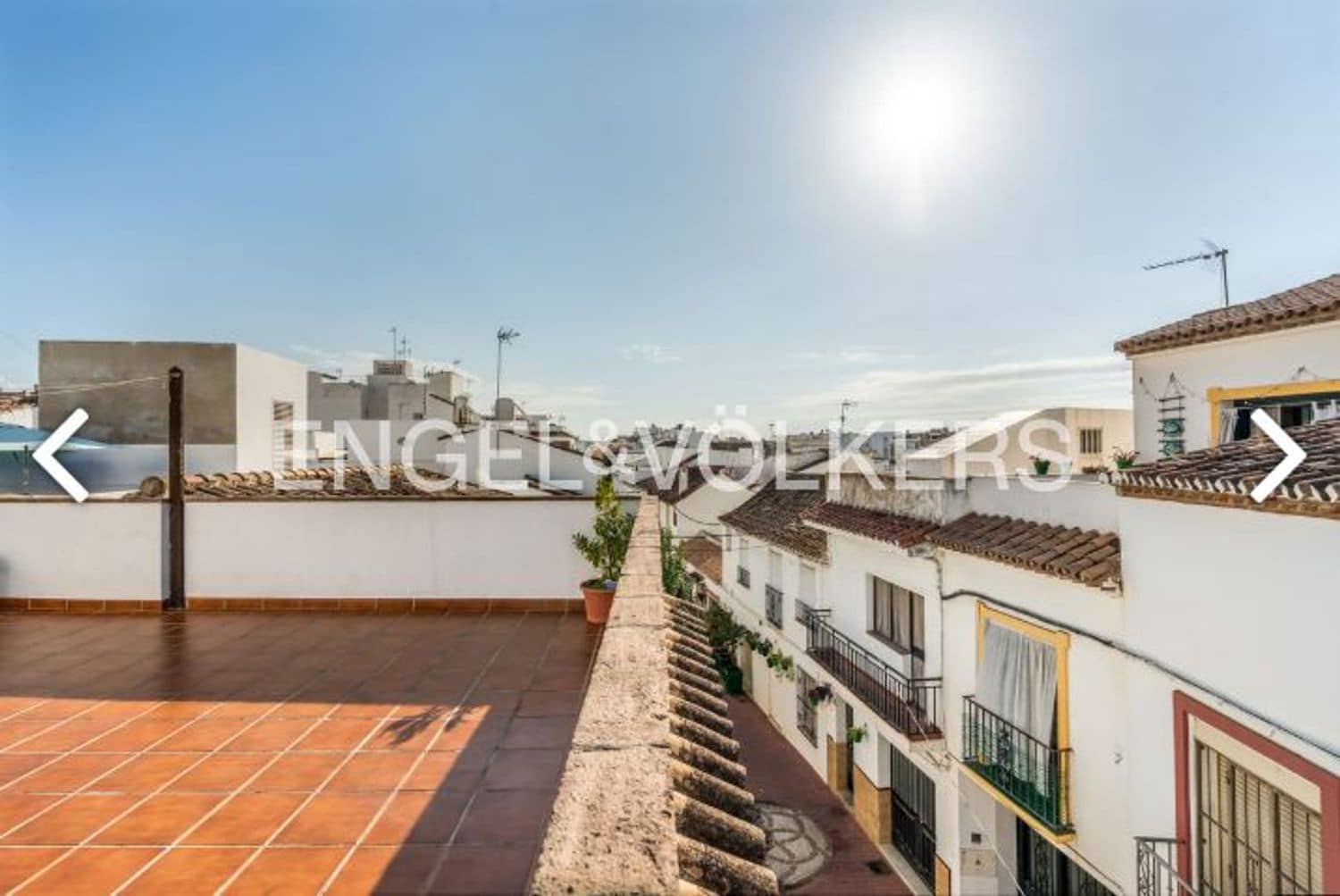 2 sypialnia Dom na sprzedaż w Estepona z garażem - 570 000 € (Ref: 9864084)