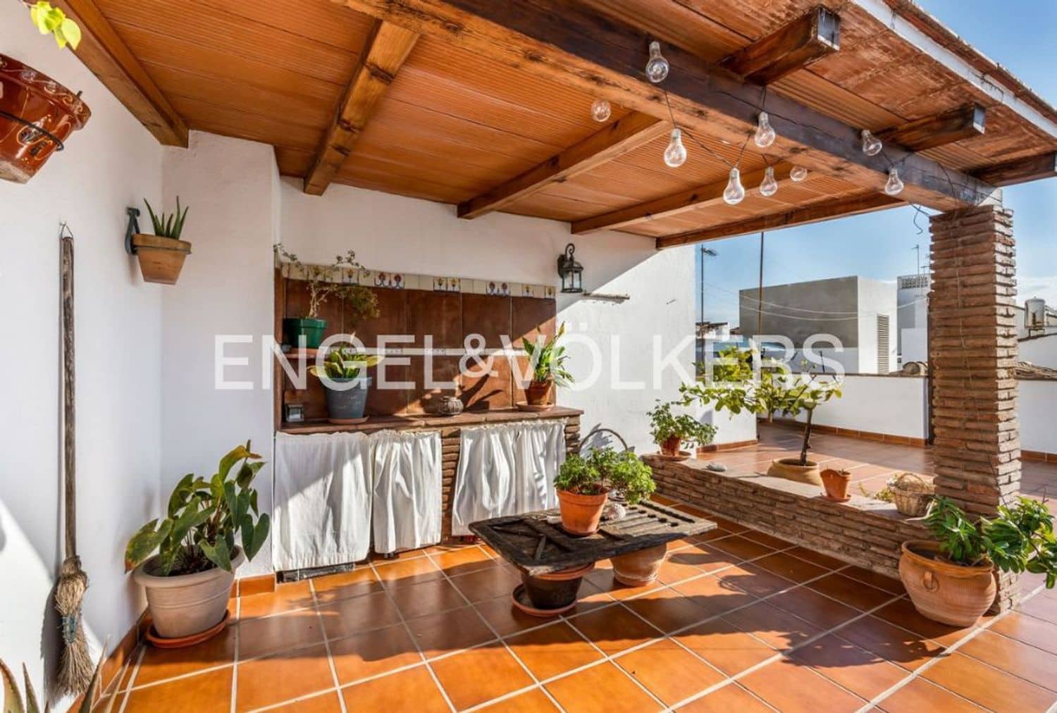 2 sypialnia Dom na sprzedaż w Estepona z garażem - 570 000 € (Ref: 9864084)