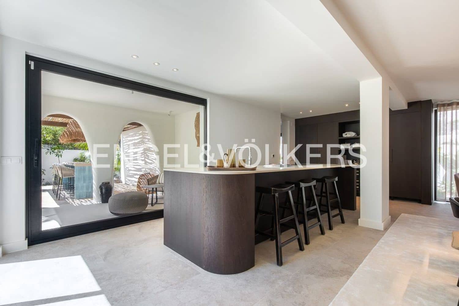 5 sovrum Villa till salu i Atalaya-Isdabe med pool garage - 4 350 000 € (Ref: 9864085)