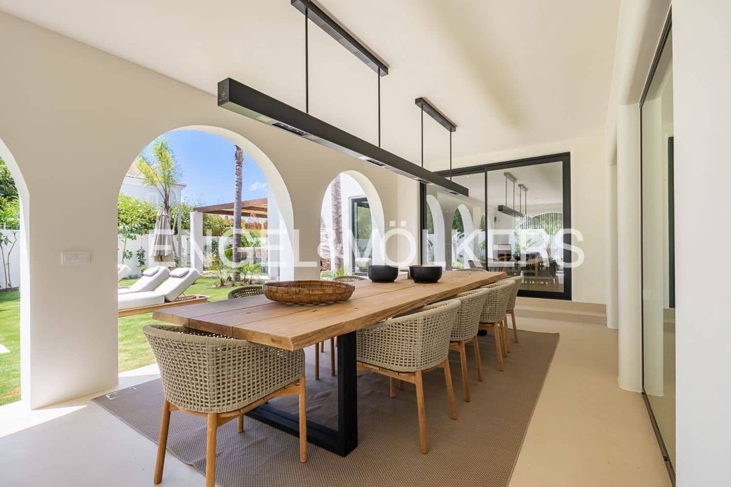 5 sovrum Villa till salu i Atalaya-Isdabe med pool garage - 4 350 000 € (Ref: 9864085)