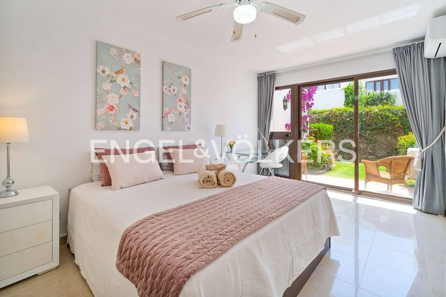 3 soverom Leilighet til salgs i Estepona med svømmebasseng garasje - € 550 000 (Ref: 9872968)
