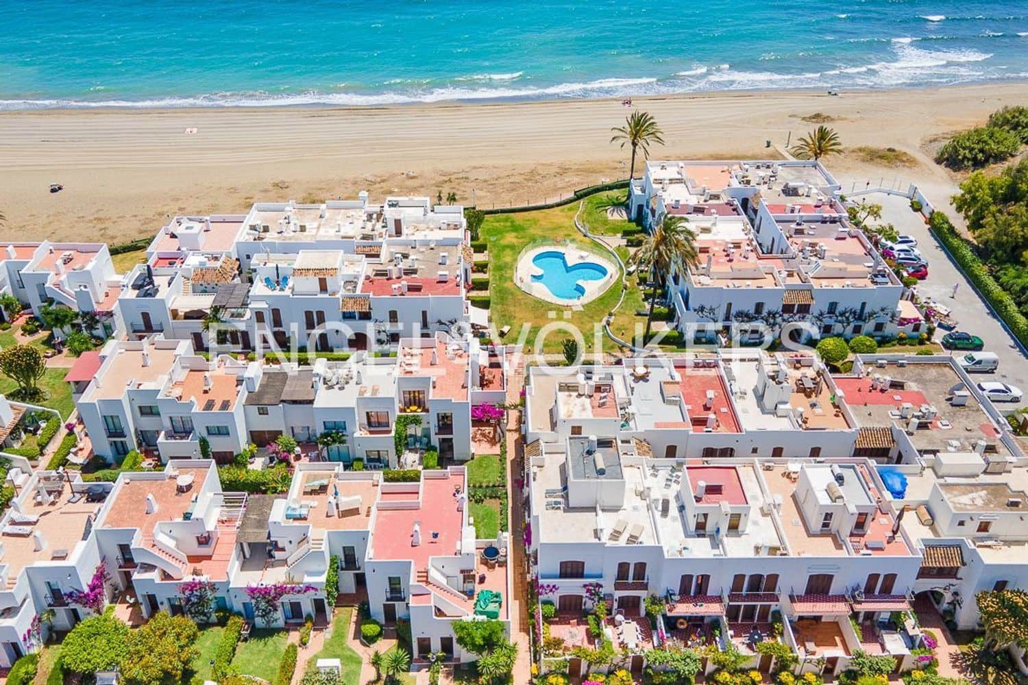 3 soverom Leilighet til salgs i Estepona med svømmebasseng garasje - € 550 000 (Ref: 9872968)