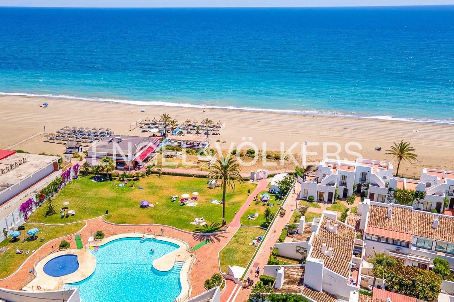 3 soverom Leilighet til salgs i Estepona med svømmebasseng garasje - € 550 000 (Ref: 9872968)