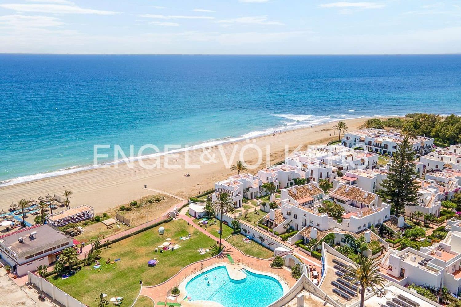 3 soverom Leilighet til salgs i Estepona med svømmebasseng garasje - € 550 000 (Ref: 9872968)