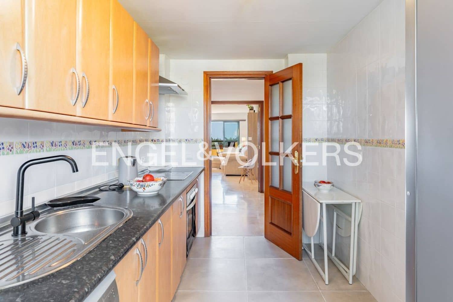3 chambre Appartement à vendre à Estepona avec piscine garage - 535 000 € (Ref: 9872969)