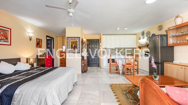 Apartamento para venda em Bahía Dorada, Estepona com piscina garagem - 175 000 € (Ref: 9872970)