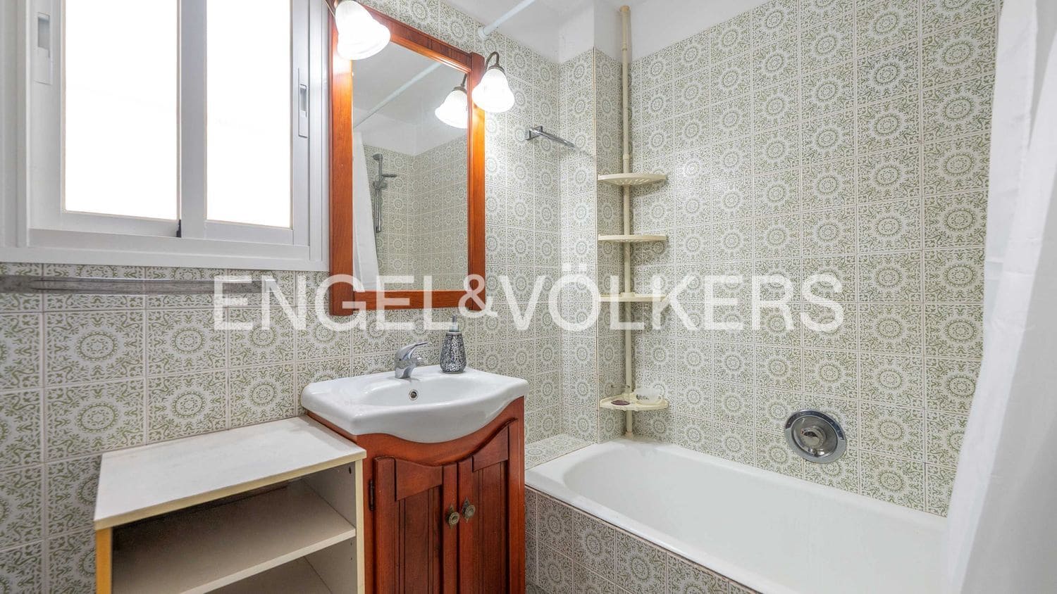 Lejlighed til salg i Bahia Dorada med swimmingpool garage - € 175.000 (Ref: 9872970)