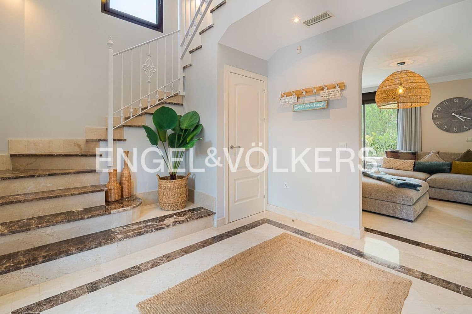 3 soverom Villa til salgs i Estepona med garasje - € 885 000 (Ref: 9872971)