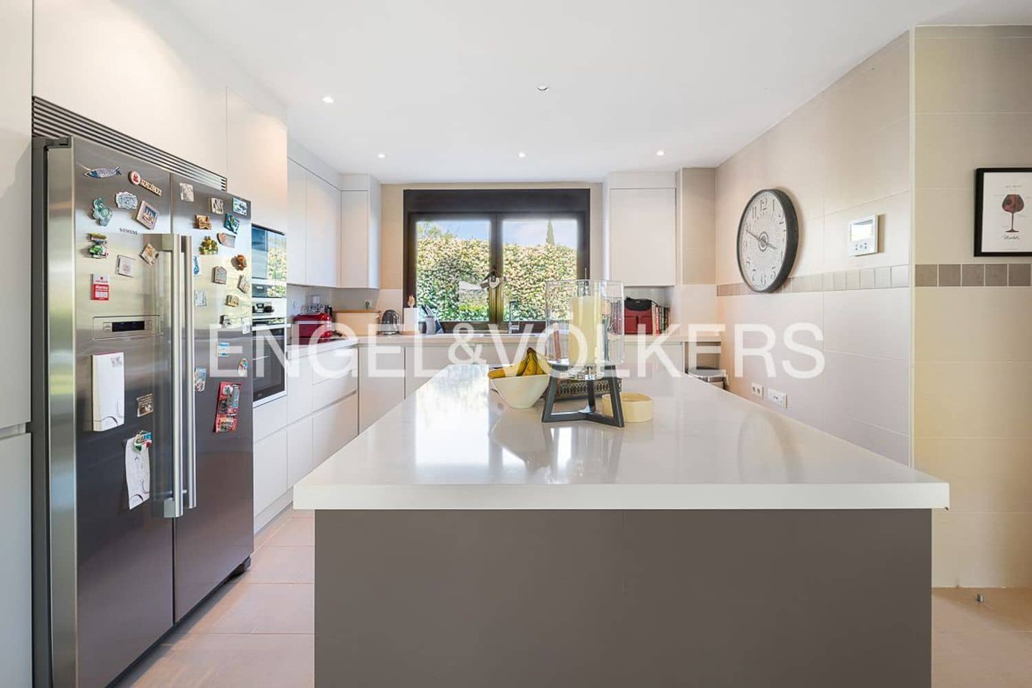 3 soverom Villa til salgs i Estepona med garasje - € 885 000 (Ref: 9872971)