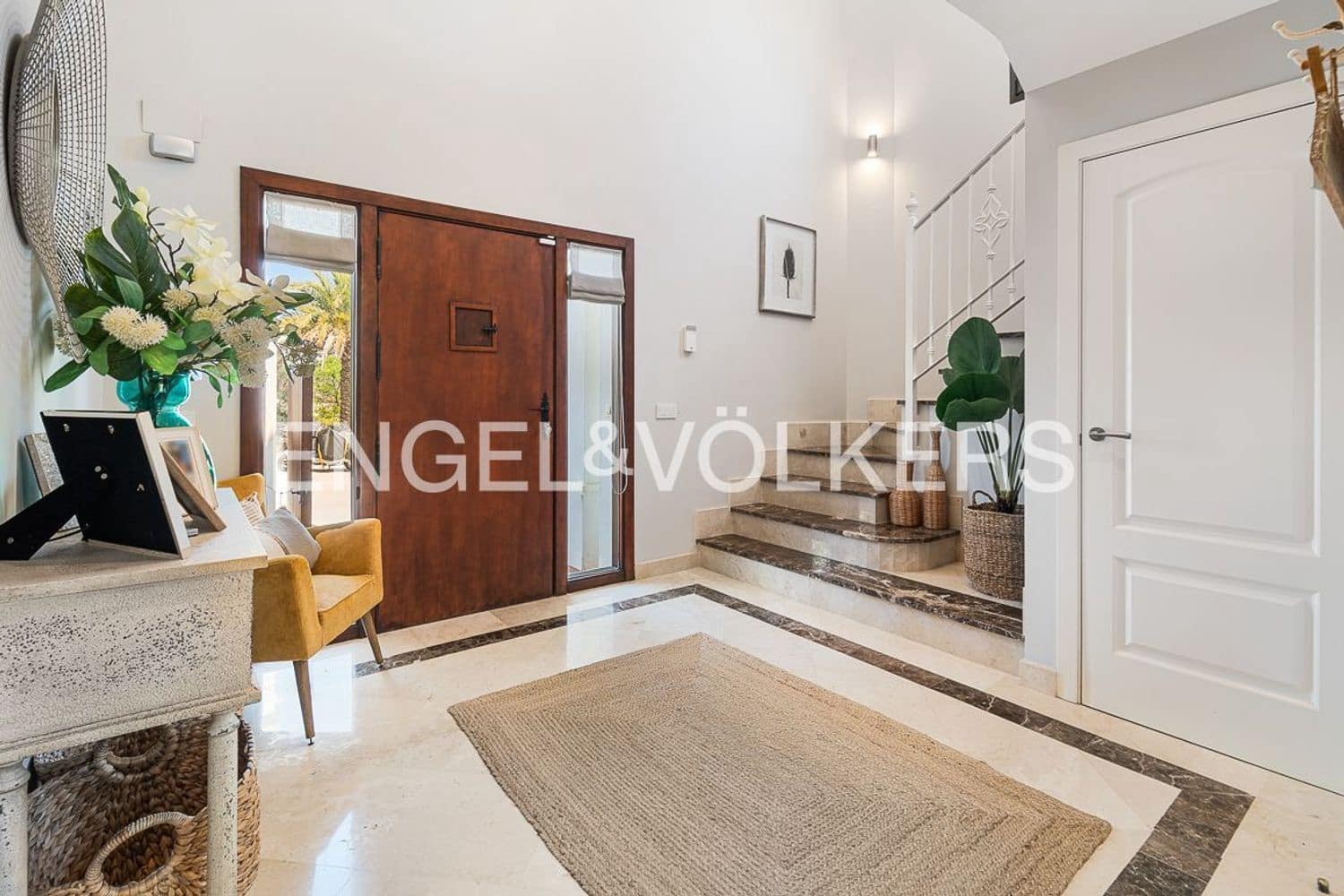 3 soverom Villa til salgs i Estepona med garasje - € 885 000 (Ref: 9872971)