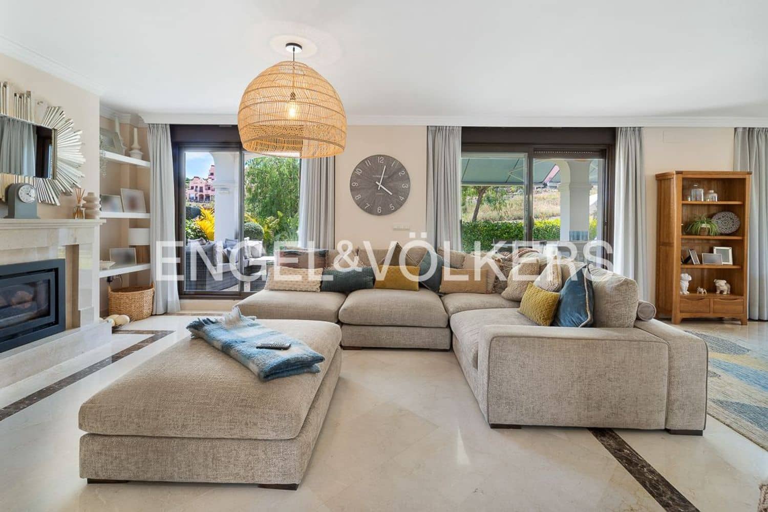 3 soverom Villa til salgs i Estepona med garasje - € 885 000 (Ref: 9872971)