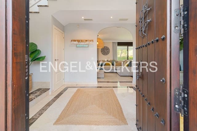 3 soverom Villa til salgs i Valle Romano Golf, Estepona med garasje - € 885 000 (Ref: 9872971)