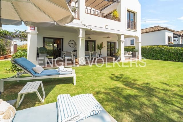 3 soverom Villa til salgs i Valle Romano Golf, Estepona med garasje - € 885 000 (Ref: 9872971)