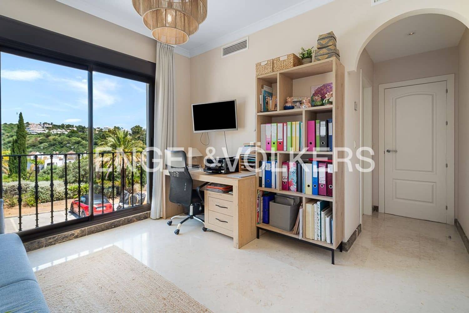 3 soverom Villa til salgs i Estepona med garasje - € 885 000 (Ref: 9872971)