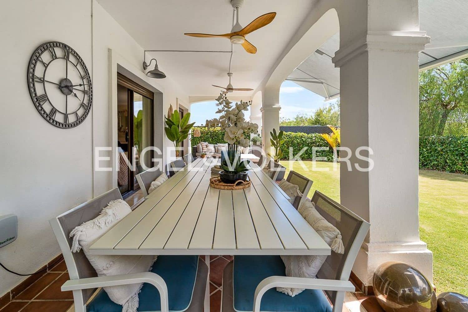 3 soverom Villa til salgs i Estepona med garasje - € 885 000 (Ref: 9872971)