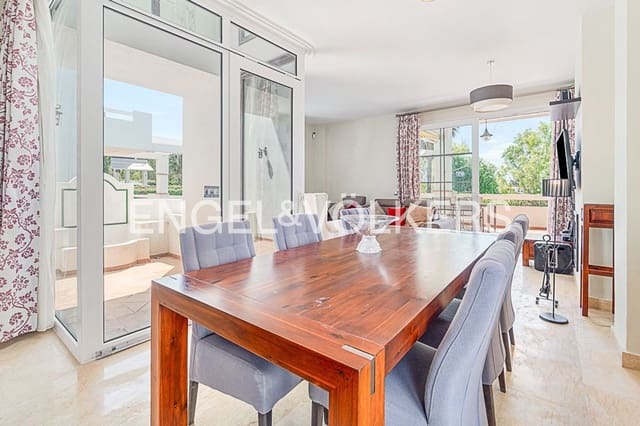 4 slaapkamer Villa te koop in La Concha - Resina Golf, Estepona met zwembad garage - € 1.200.000 (Ref: 9893724)
