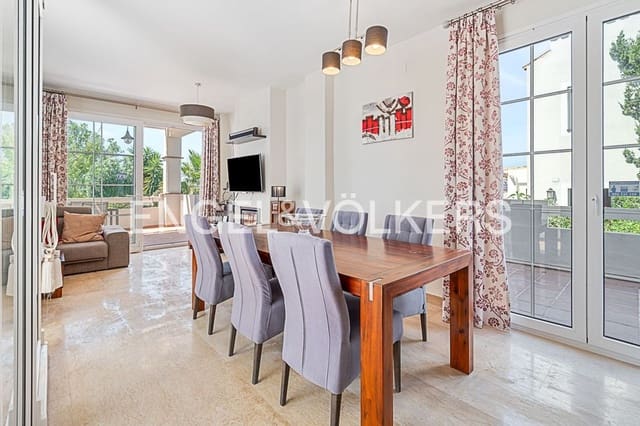 4 slaapkamer Villa te koop in La Concha - Resina Golf, Estepona met zwembad garage - € 1.200.000 (Ref: 9893724)