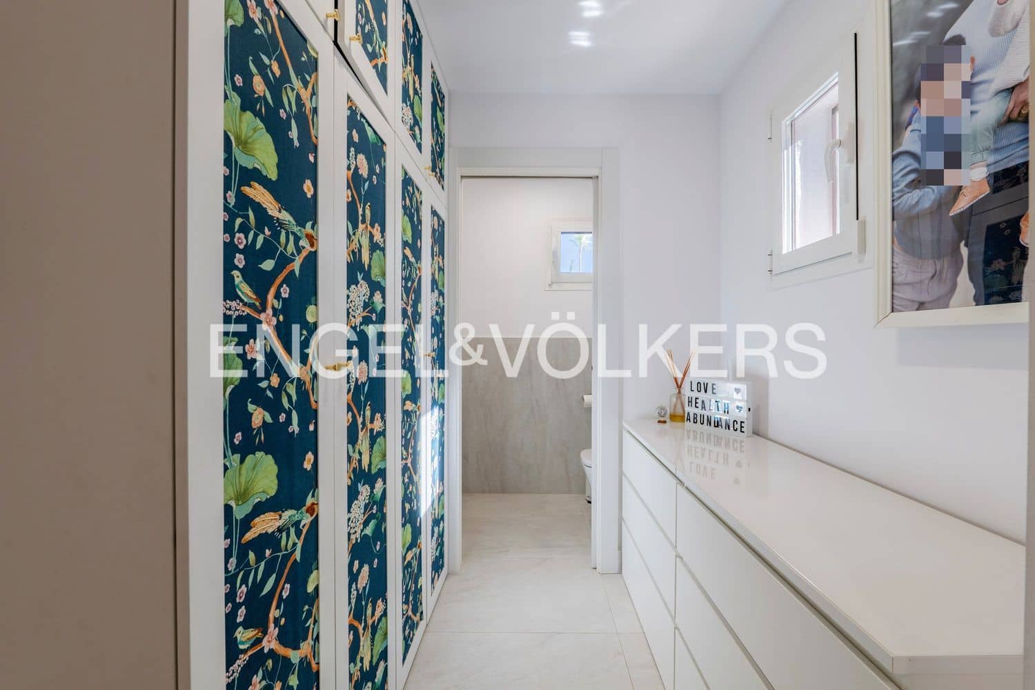 4 Zimmer Villa zu verkaufen in Estepona mit Pool Garage - 950.000 € (Ref: 9898894)