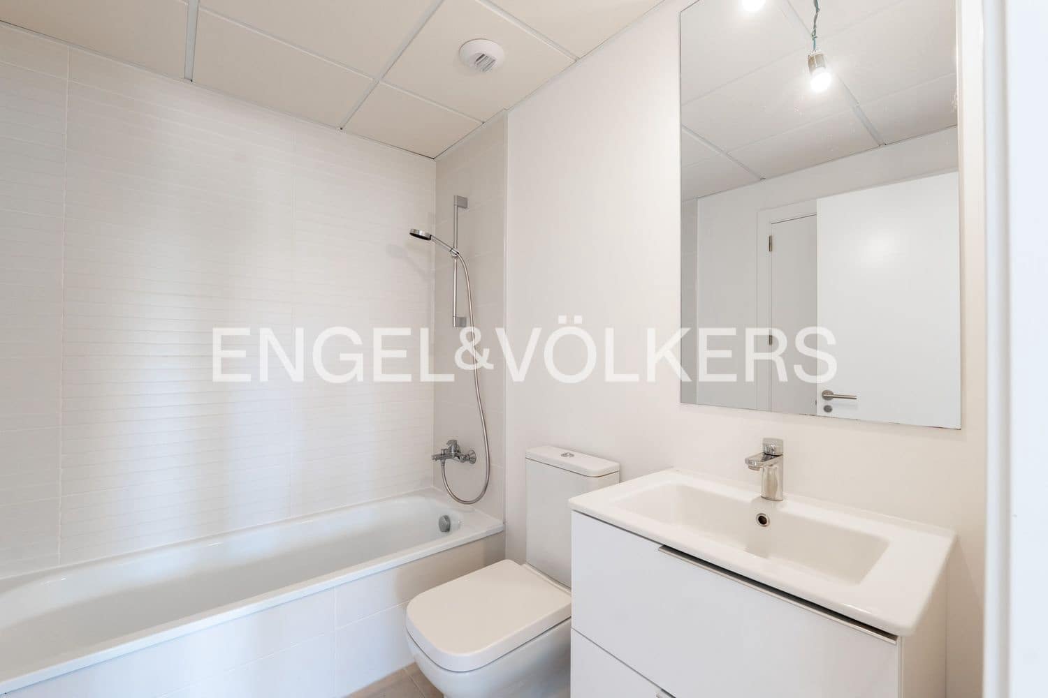 2 soveværelse Lejlighed til salg i Bel-Air med swimmingpool garage - € 460.000 (Ref: 9912521)
