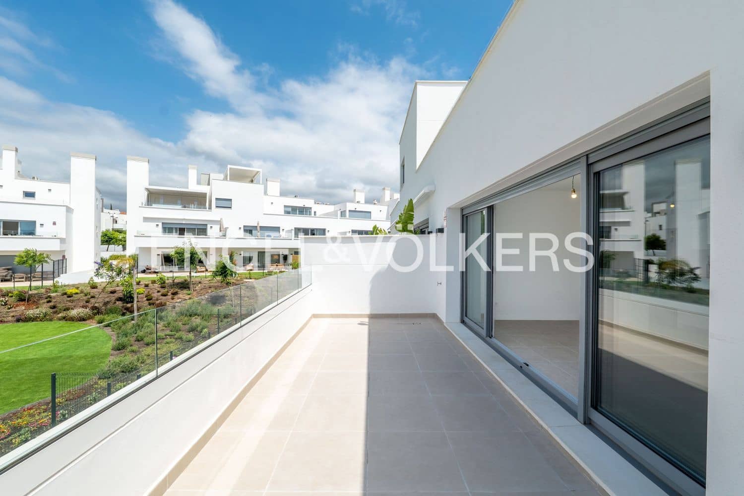 2 soveværelse Lejlighed til salg i Bel-Air med swimmingpool garage - € 460.000 (Ref: 9912521)