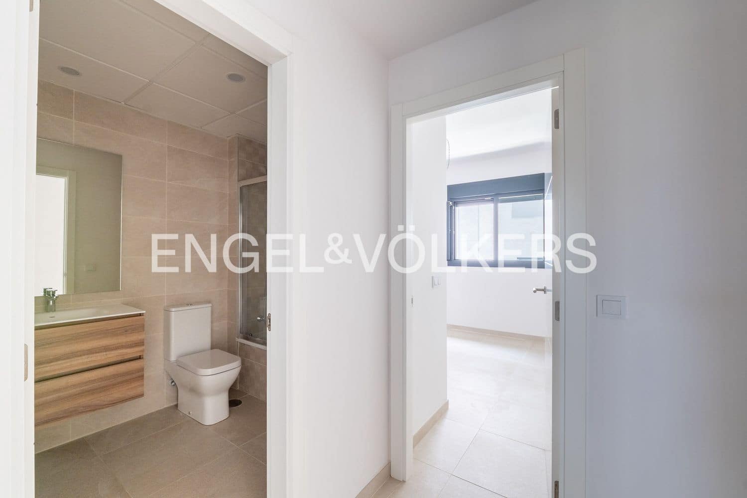 2 sovrum Lägenhet till salu i Estepona med pool garage - 650 000 € (Ref: 9912522)